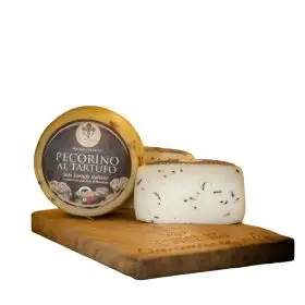 Le selezioni P&V Pecorino cheese with truffle